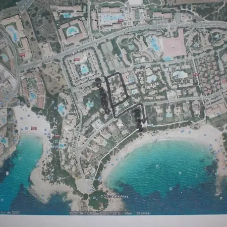 Cerca De La Playa Cala'N Bosch (Menorca)